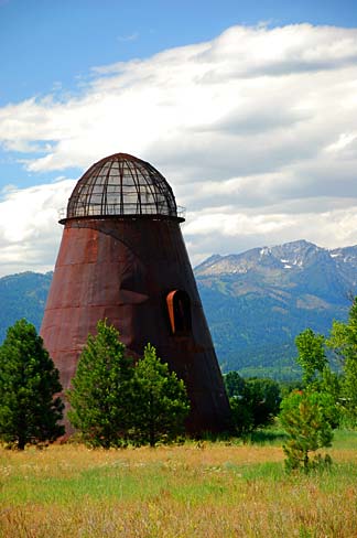 
        Image 1: A <i>wigwam burner</i> in Oregon, US. Photo: G. Halvorson      